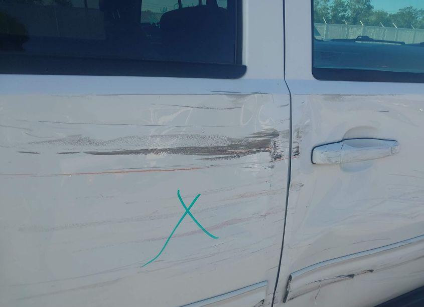 Photo 17 of 2014 Chevrolet Tahoe LT (VIN 1GNSCBE06ER192037)