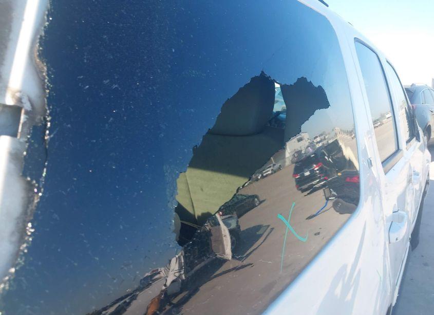 Photo 18 of 2014 Chevrolet Tahoe LT (VIN 1GNSCBE06ER192037)