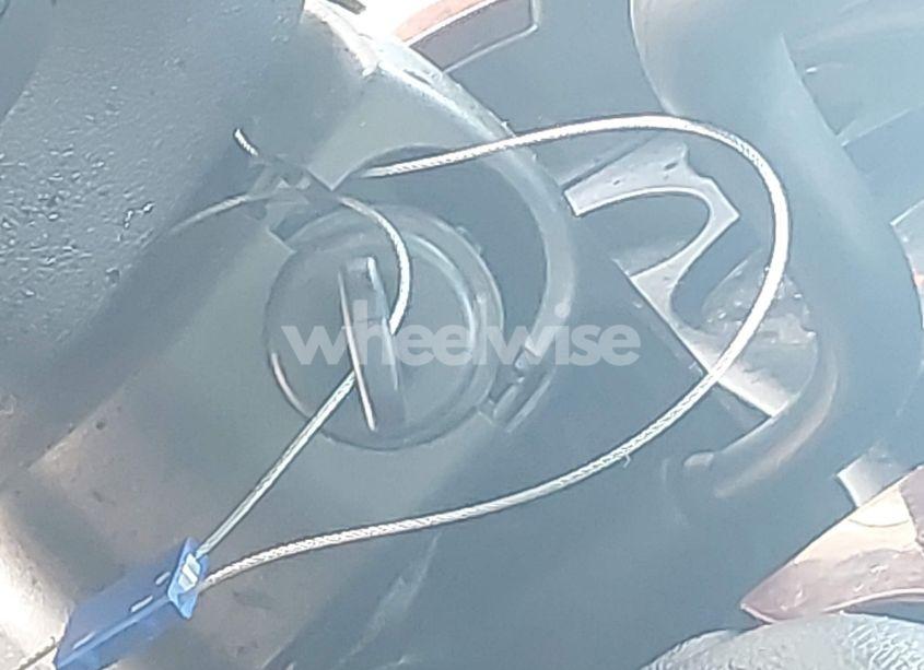 Photo 11 of 2011 Chevrolet Tahoe LT (VIN 1GNSCBE07BR191474)