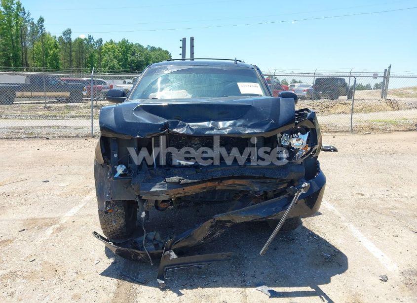 Photo 13 of 2011 Chevrolet Tahoe LT (VIN 1GNSCBE07BR191474)