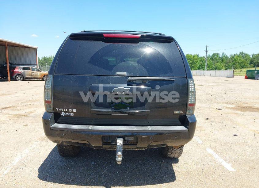 Photo 17 of 2011 Chevrolet Tahoe LT (VIN 1GNSCBE07BR191474)