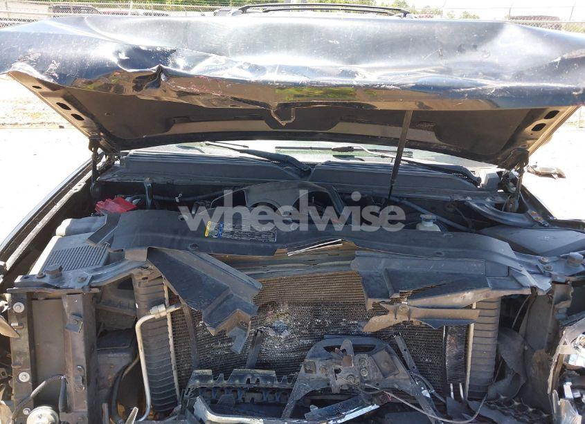 Photo 18 of 2011 Chevrolet Tahoe LT (VIN 1GNSCBE07BR191474)