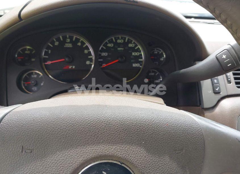 Photo 7 of 2011 Chevrolet Tahoe LT (VIN 1GNSCBE07BR243556)