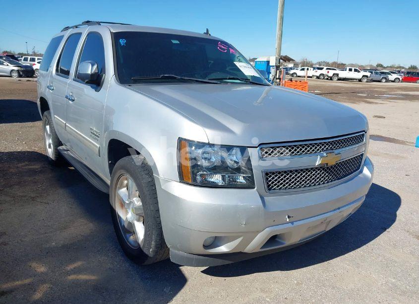 2011 Chevrolet Tahoe LT (VIN 1GNSCBE07BR277318) main photo