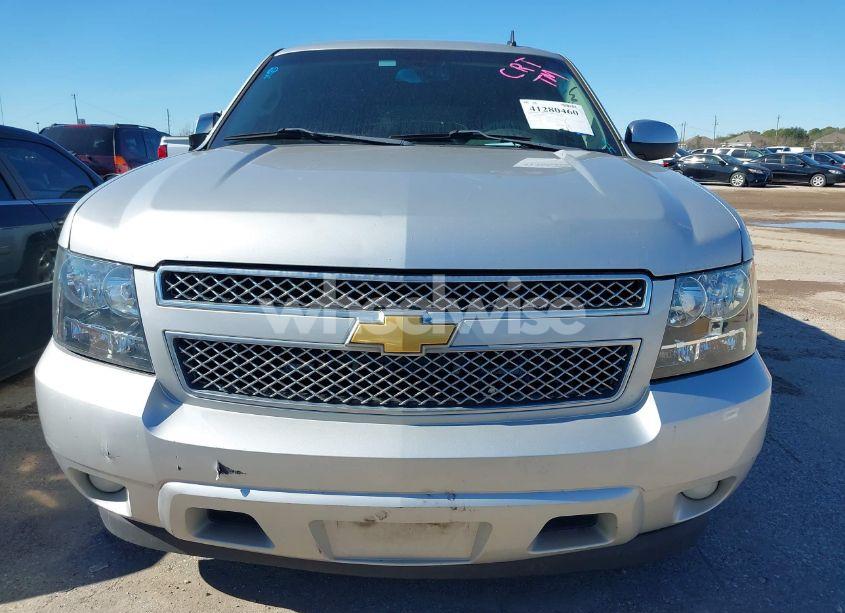 Photo 12 of 2011 Chevrolet Tahoe LT (VIN 1GNSCBE07BR277318)
