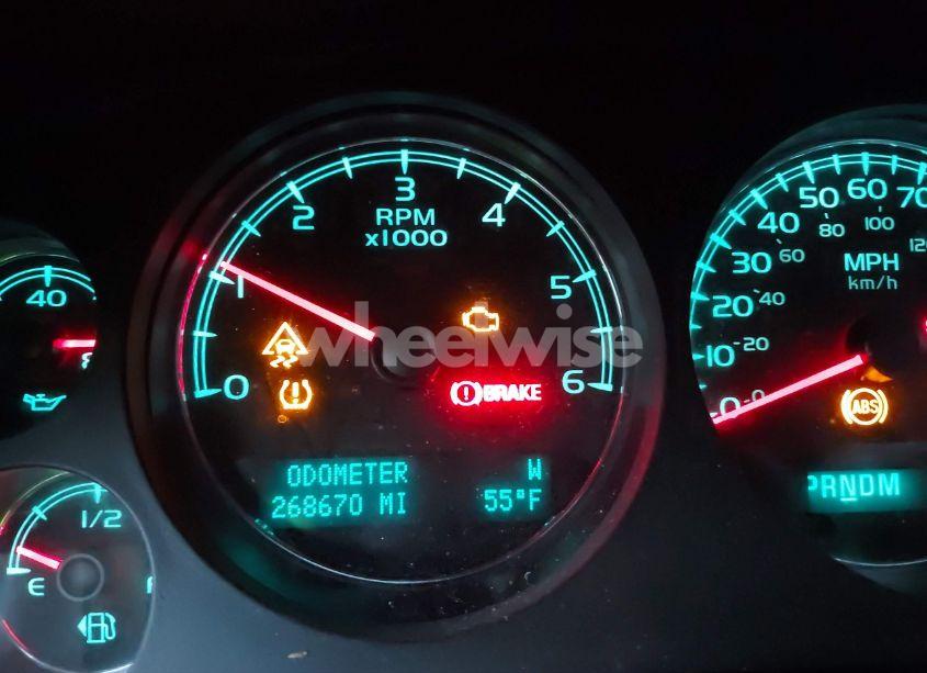 Photo 15 of 2011 Chevrolet Tahoe LT (VIN 1GNSCBE07BR277318)