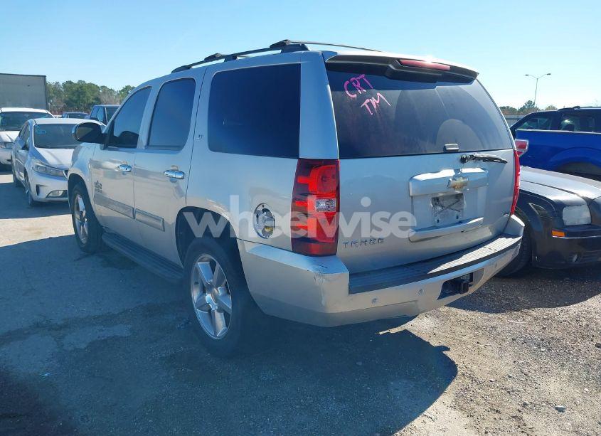 Photo 3 of 2011 Chevrolet Tahoe LT (VIN 1GNSCBE07BR277318)