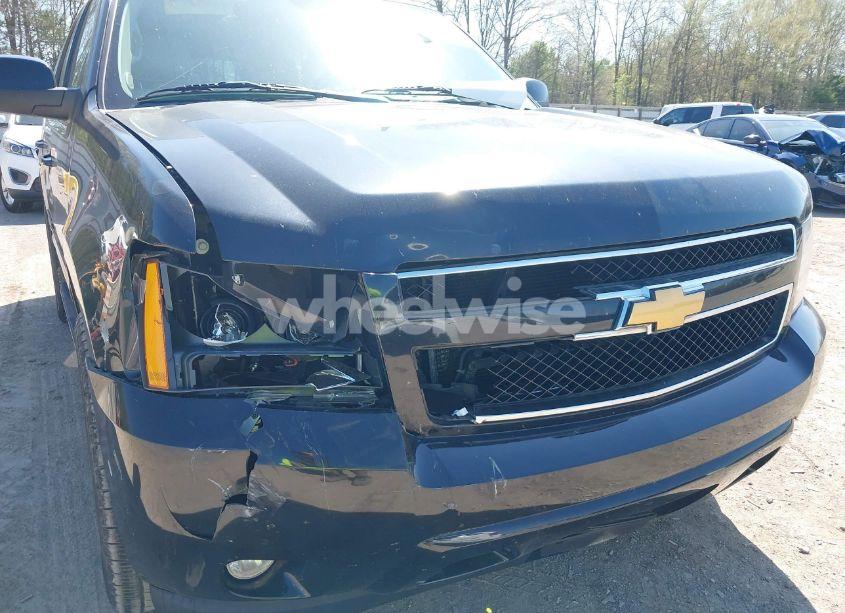Photo 6 of 2012 Chevrolet Tahoe LT (VIN 1GNSCBE07CR122317)