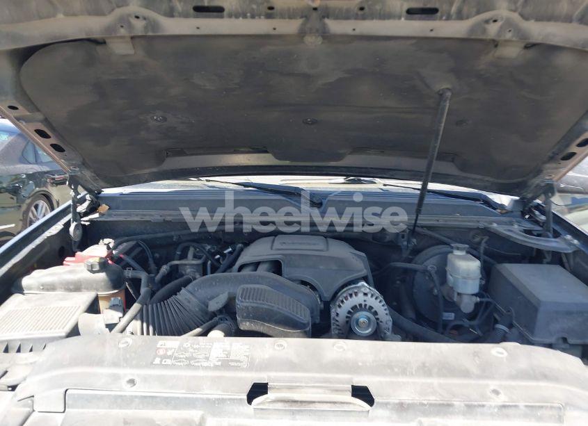 Photo 10 of 2012 Chevrolet Tahoe LT (VIN 1GNSCBE07CR229240)