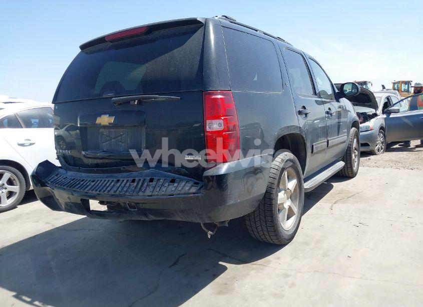 Photo 4 of 2012 Chevrolet Tahoe LT (VIN 1GNSCBE07CR229240)