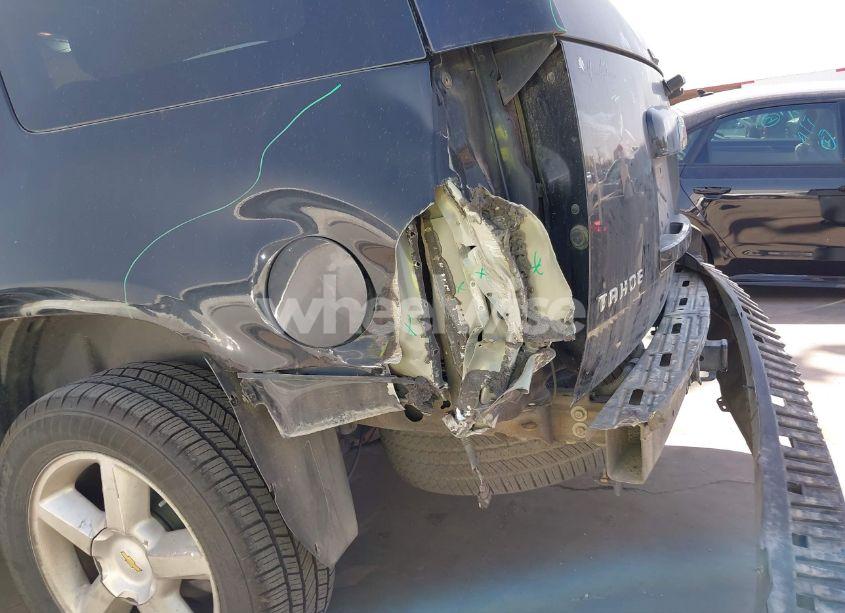 Photo 6 of 2012 Chevrolet Tahoe LT (VIN 1GNSCBE07CR229240)