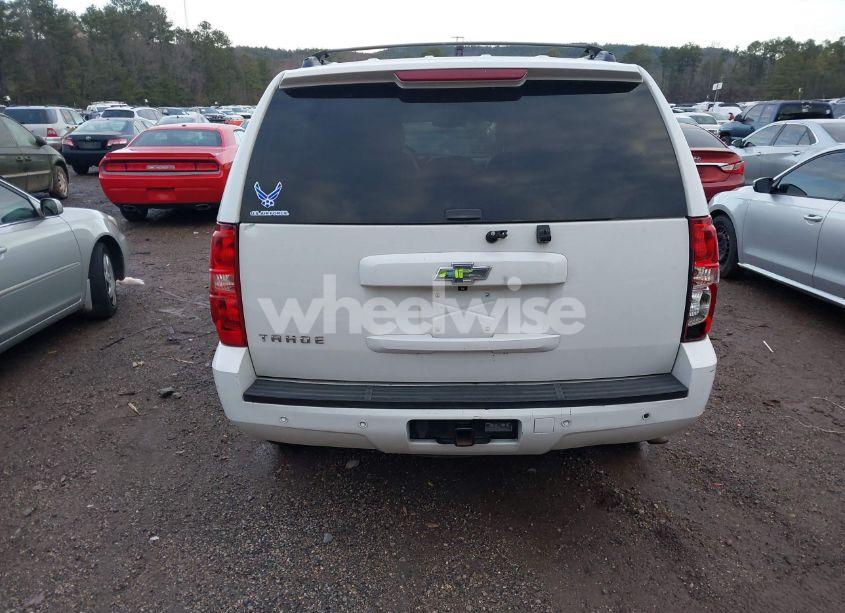 Photo 16 of 2014 Chevrolet Tahoe LT (VIN 1GNSCBE07ER146457)