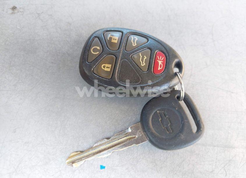 Photo 11 of 2011 Chevrolet Tahoe LT (VIN 1GNSCBE08BR108649)