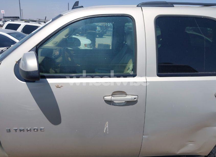 Photo 14 of 2011 Chevrolet Tahoe LT (VIN 1GNSCBE08BR108649)