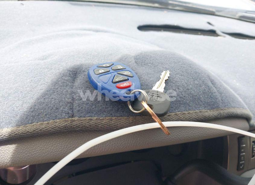 Photo 11 of 2011 Chevrolet Tahoe LT (VIN 1GNSCBE08BR369781)