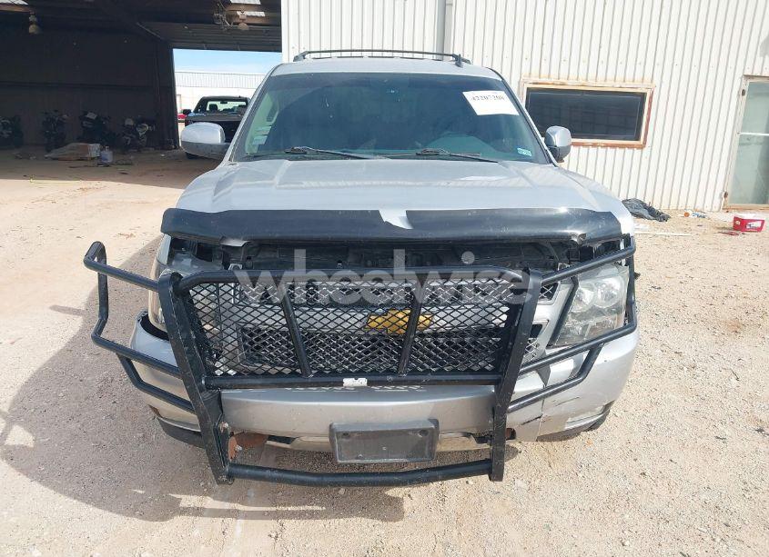 Photo 12 of 2011 Chevrolet Tahoe LT (VIN 1GNSCBE08BR369781)