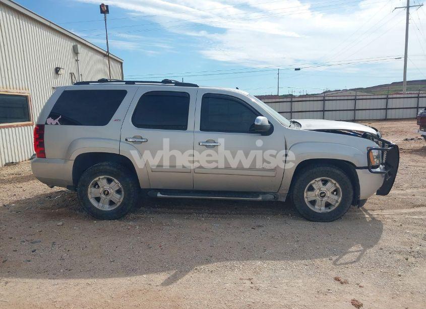 Photo 13 of 2011 Chevrolet Tahoe LT (VIN 1GNSCBE08BR369781)