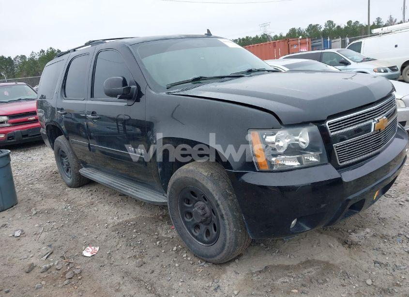 2013 Chevrolet Tahoe LT (VIN 1GNSCBE08DR308742) main photo