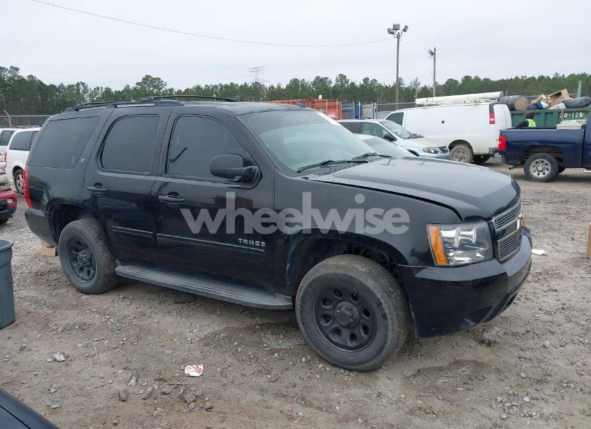 Photo 12 of 2013 Chevrolet Tahoe LT (VIN 1GNSCBE08DR308742)
