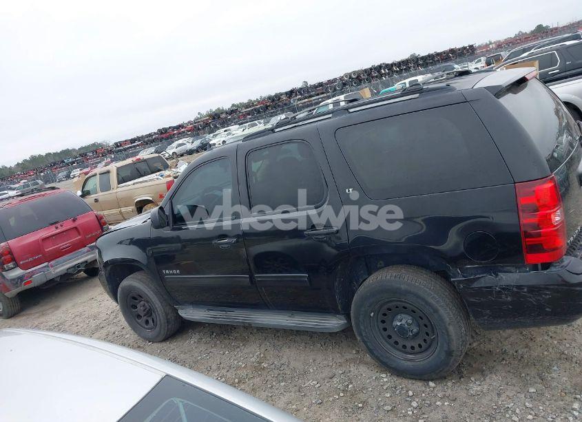 Photo 13 of 2013 Chevrolet Tahoe LT (VIN 1GNSCBE08DR308742)