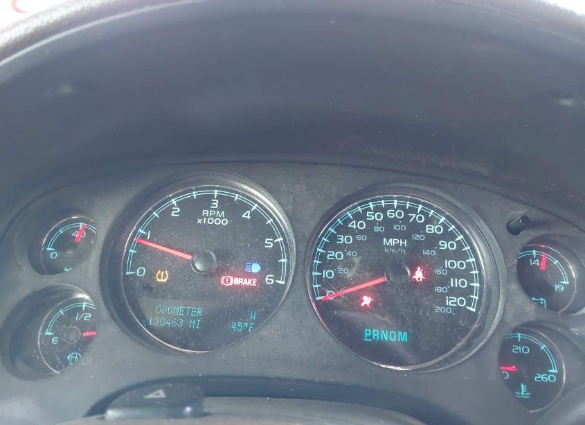 Photo 7 of 2011 Chevrolet Tahoe LT (VIN 1GNSCBE09BR146701)