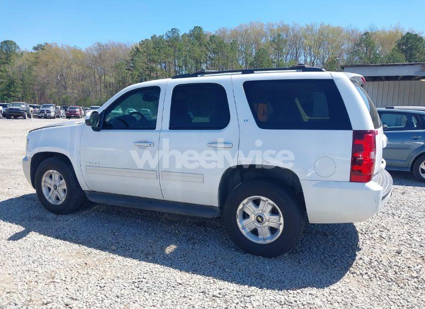 Photo 14 of 2011 Chevrolet Tahoe LT (VIN 1GNSCBE09BR232011)