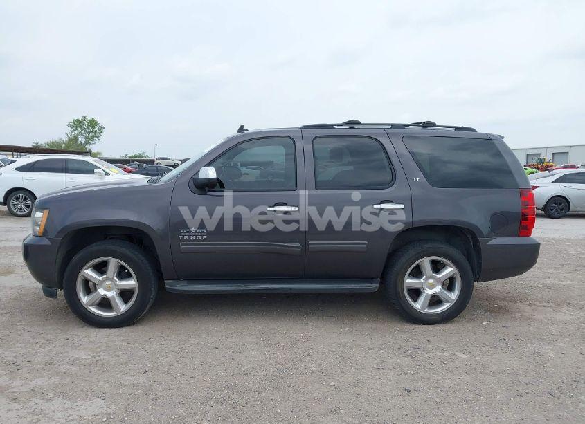 Photo 14 of 2011 Chevrolet Tahoe LT (VIN 1GNSCBE09BR284481)