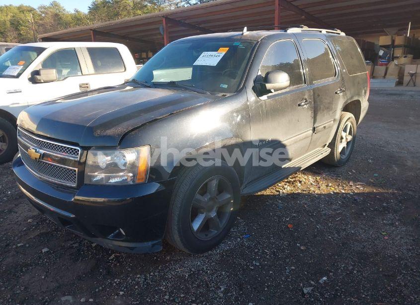Photo 2 of 2012 Chevrolet Tahoe LT (VIN 1GNSCBE09CR274504)