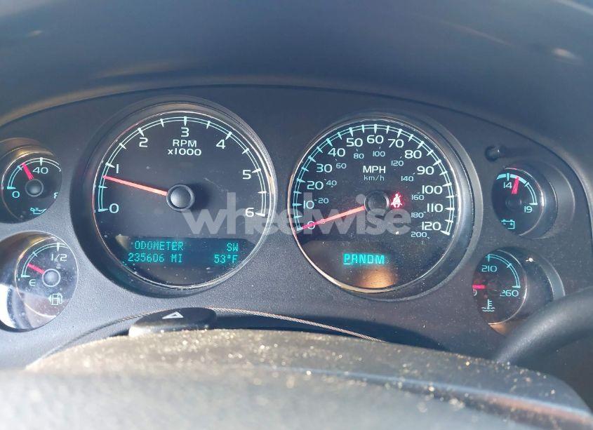 Photo 7 of 2012 Chevrolet Tahoe LT (VIN 1GNSCBE09CR274504)