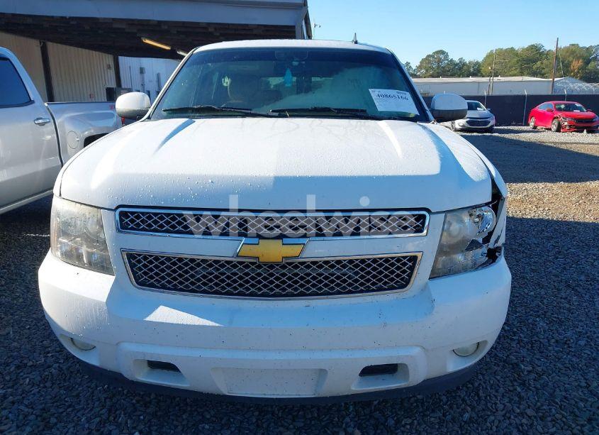 Photo 12 of 2013 Chevrolet Tahoe LT (VIN 1GNSCBE09DR250320)