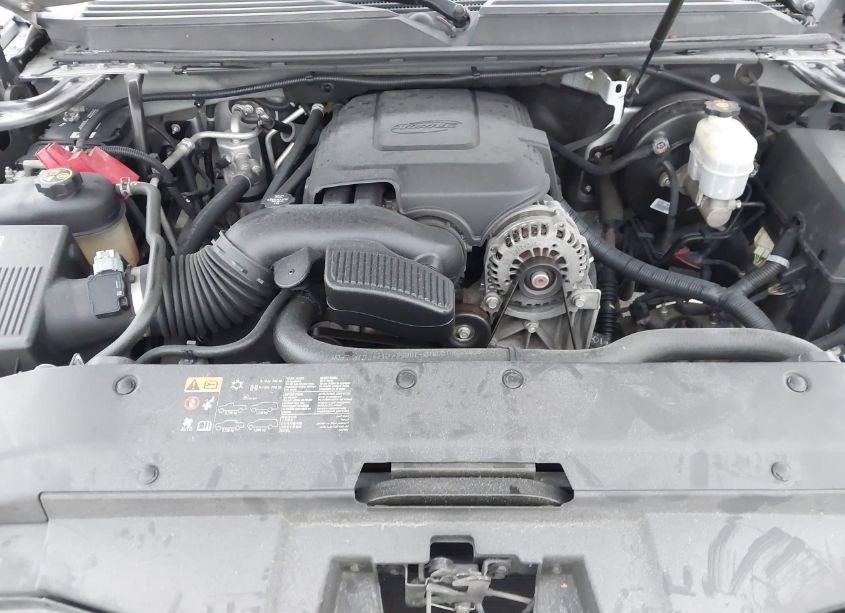 Photo 10 of 2013 Chevrolet Tahoe LT (VIN 1GNSCBE09DR254500)