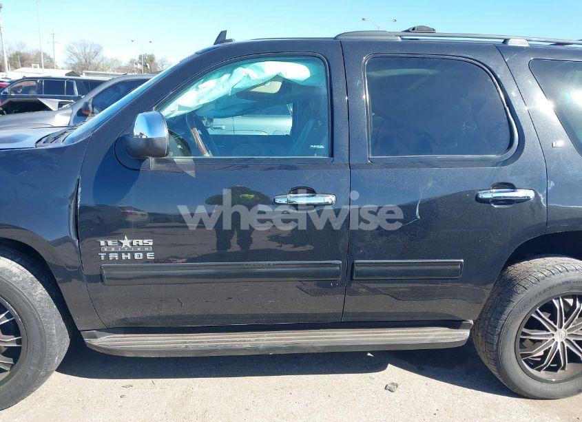 Photo 14 of 2013 Chevrolet Tahoe LT (VIN 1GNSCBE09DR283706)