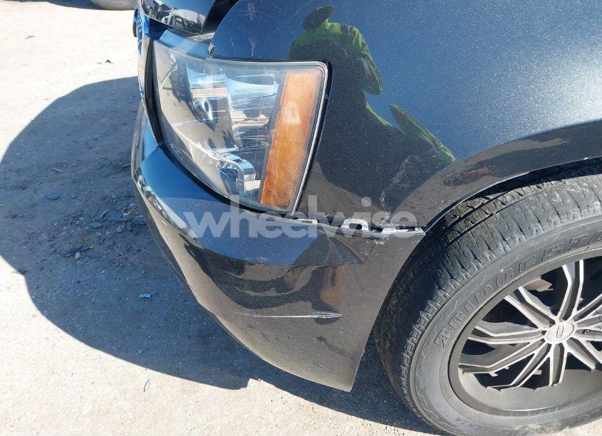 Photo 6 of 2013 Chevrolet Tahoe LT (VIN 1GNSCBE09DR283706)