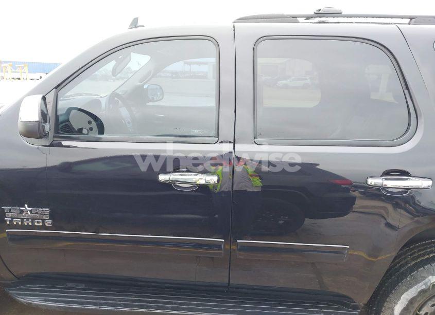 Photo 15 of 2014 Chevrolet Tahoe LT (VIN 1GNSCBE09ER188502)