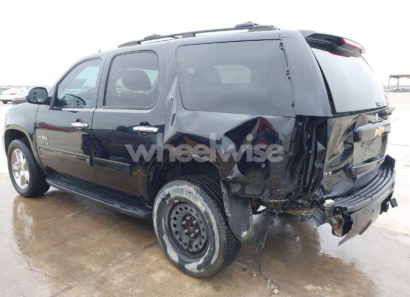 Photo 6 of 2014 Chevrolet Tahoe LT (VIN 1GNSCBE09ER188502)