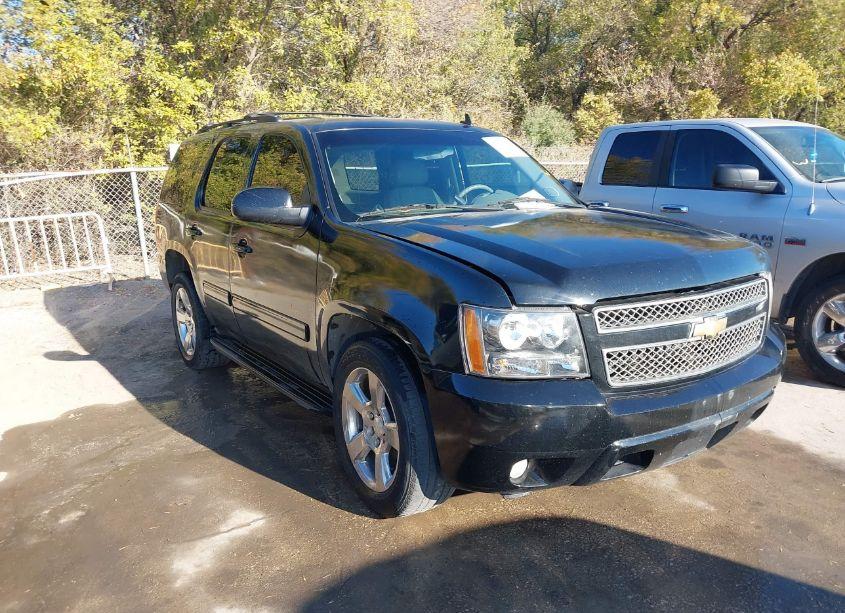 2011 Chevrolet Tahoe LT (VIN 1GNSCBE0XBR105140) main photo