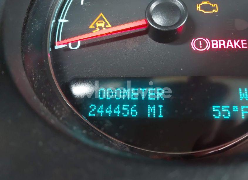 Photo 15 of 2011 Chevrolet Tahoe LT (VIN 1GNSCBE0XBR111861)