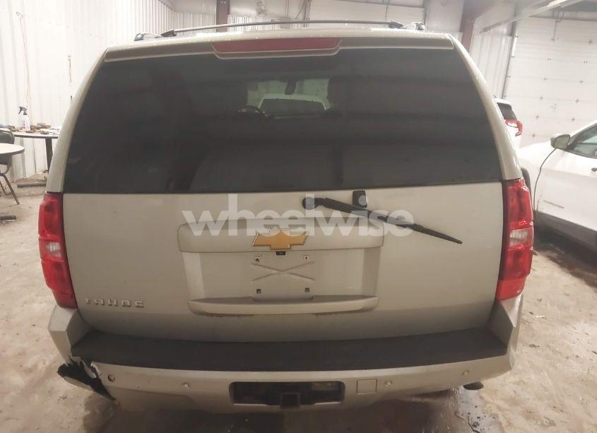 Photo 17 of 2014 Chevrolet Tahoe LT (VIN 1GNSCBE0XER189402)