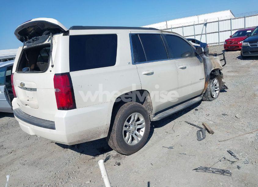 Photo 4 of 2015 Chevrolet Tahoe LT (VIN 1GNSCBKC0FR207485)