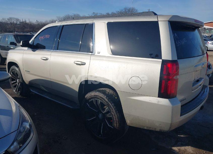 Photo 3 of 2015 Chevrolet Tahoe LT (VIN 1GNSCBKC0FR553682)