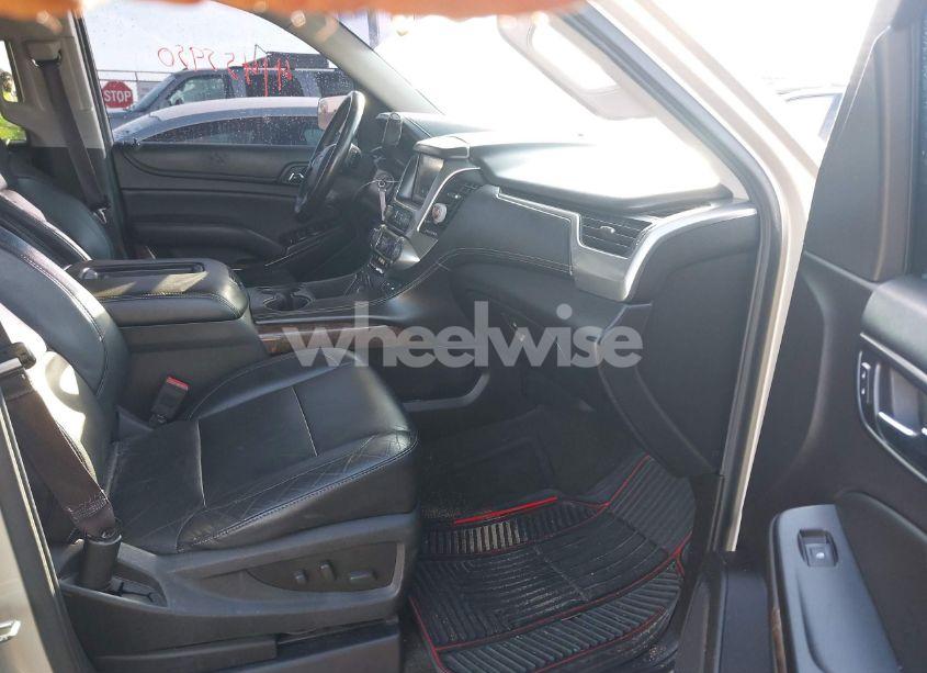 Photo 5 of 2015 Chevrolet Tahoe LT (VIN 1GNSCBKC0FR553682)