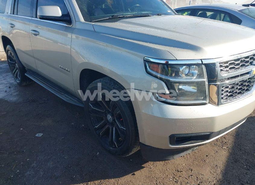 Photo 6 of 2015 Chevrolet Tahoe LT (VIN 1GNSCBKC0FR553682)