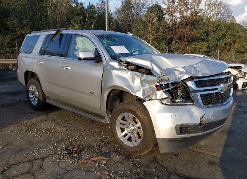2015 Chevrolet Tahoe LT (VIN 1GNSCBKC0FR562575) main photo