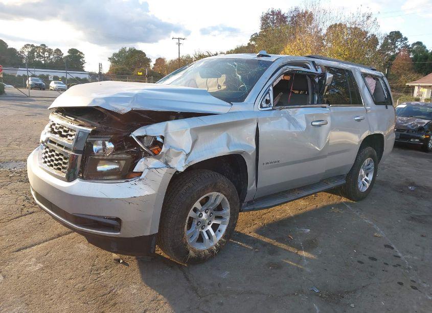 Photo 2 of 2015 Chevrolet Tahoe LT (VIN 1GNSCBKC0FR562575)
