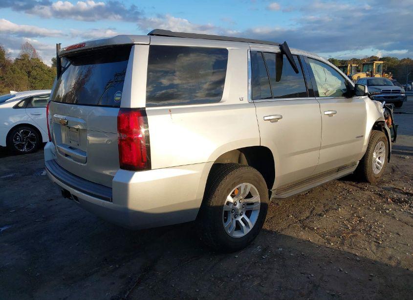 Photo 4 of 2015 Chevrolet Tahoe LT (VIN 1GNSCBKC0FR562575)