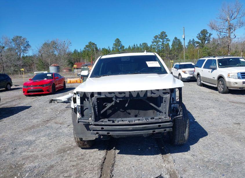 Photo 13 of 2015 Chevrolet Tahoe LT (VIN 1GNSCBKC0FR586780)