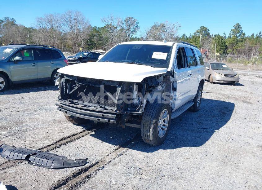 Photo 2 of 2015 Chevrolet Tahoe LT (VIN 1GNSCBKC0FR586780)