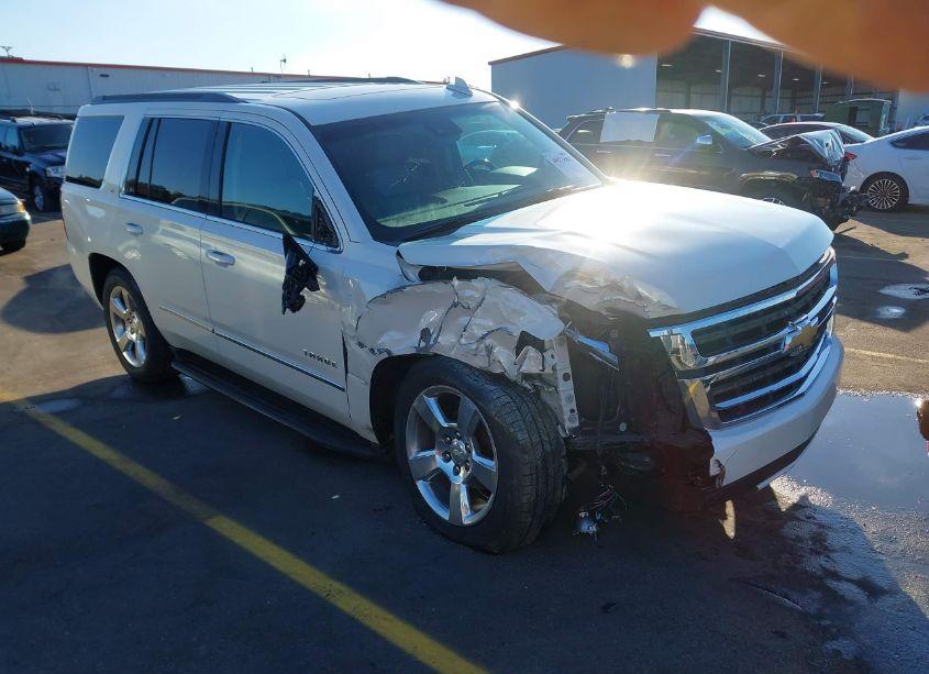 2015 Chevrolet Tahoe LT (VIN 1GNSCBKC0FR623343) main photo