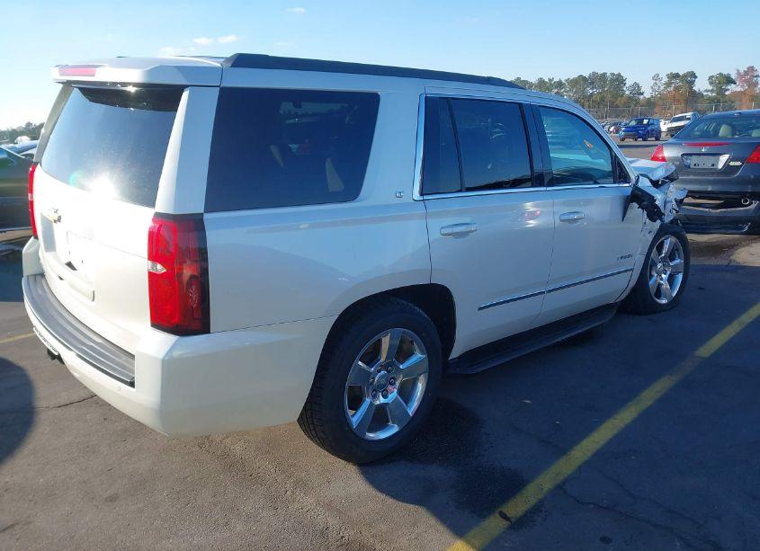 Photo 4 of 2015 Chevrolet Tahoe LT (VIN 1GNSCBKC0FR623343)