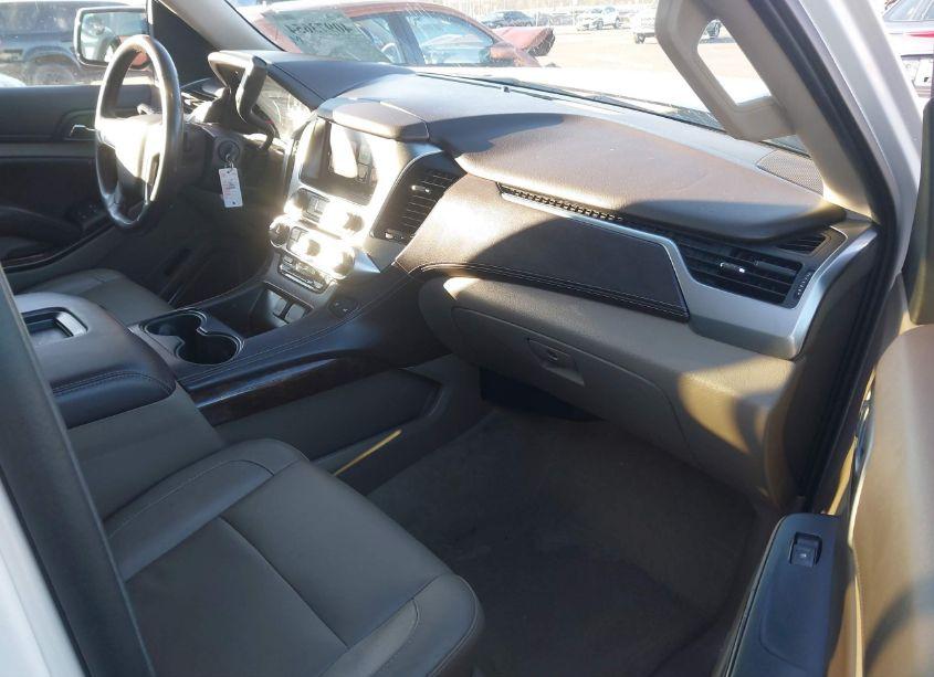 Photo 5 of 2015 Chevrolet Tahoe LT (VIN 1GNSCBKC0FR623343)